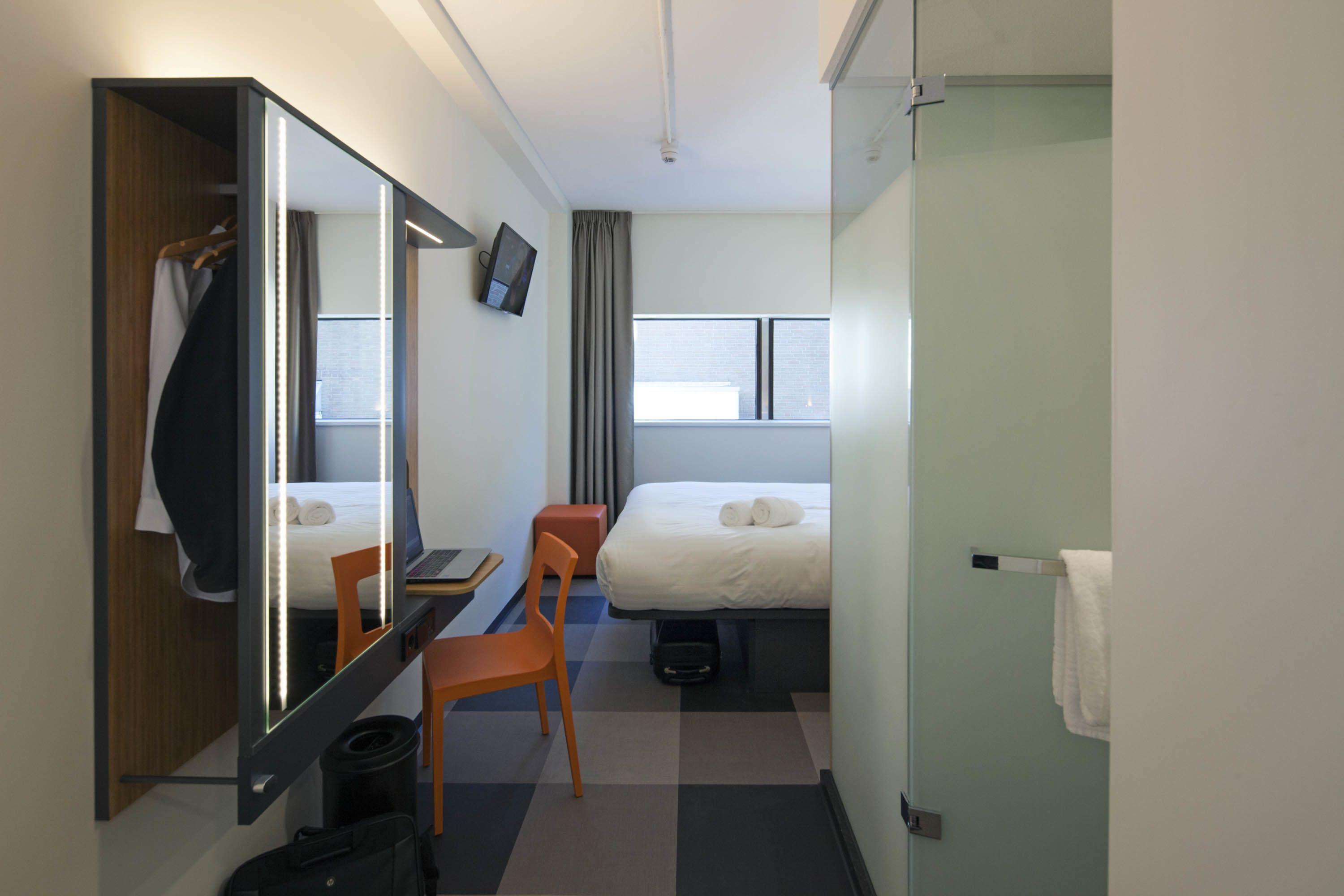 Easyhotel Scheveningen 2* Den Haag