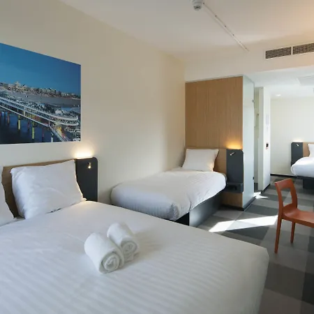 Easyhotel Scheveningen 2* Den Haag