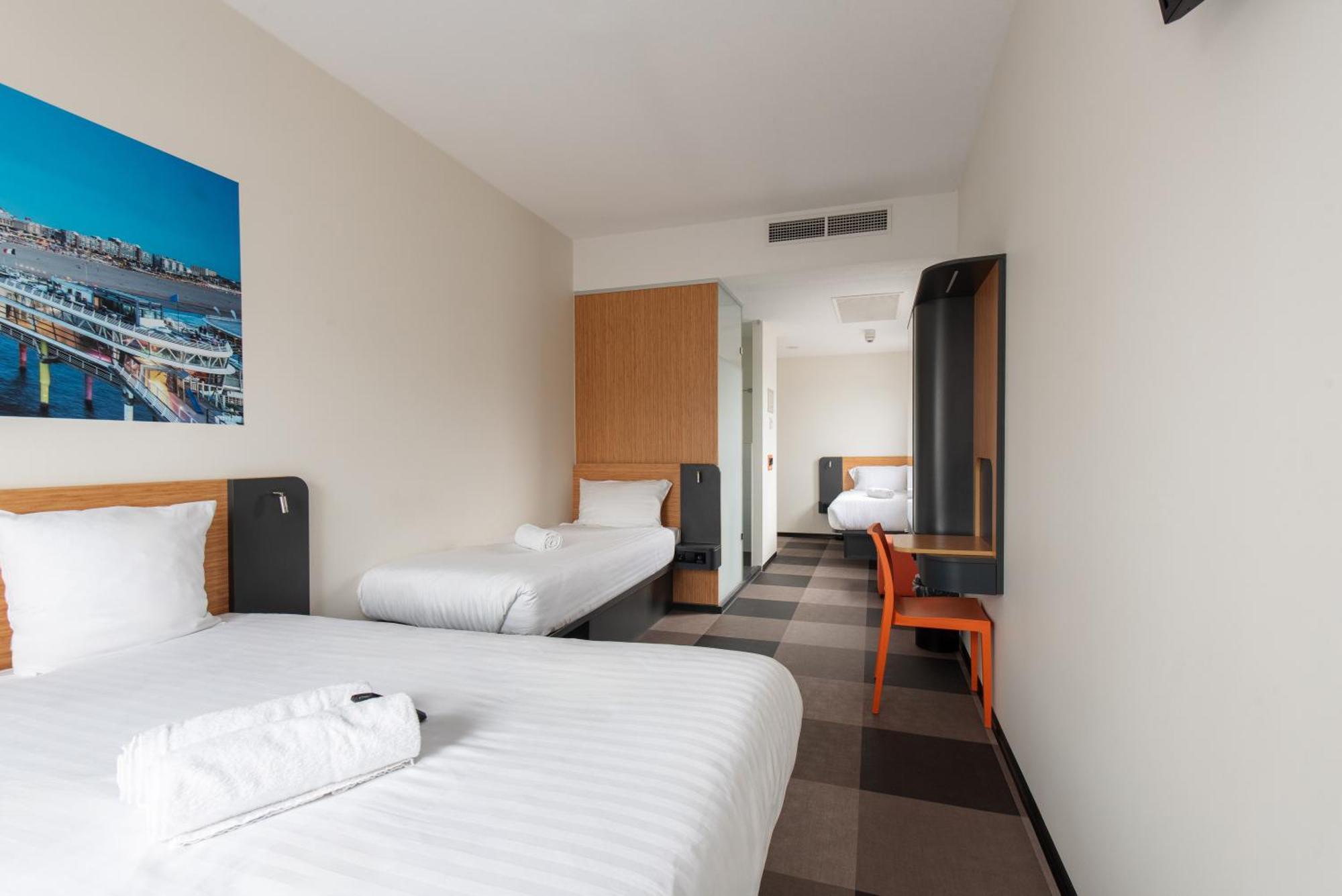Easyhotel Scheveningen Hotel 2*