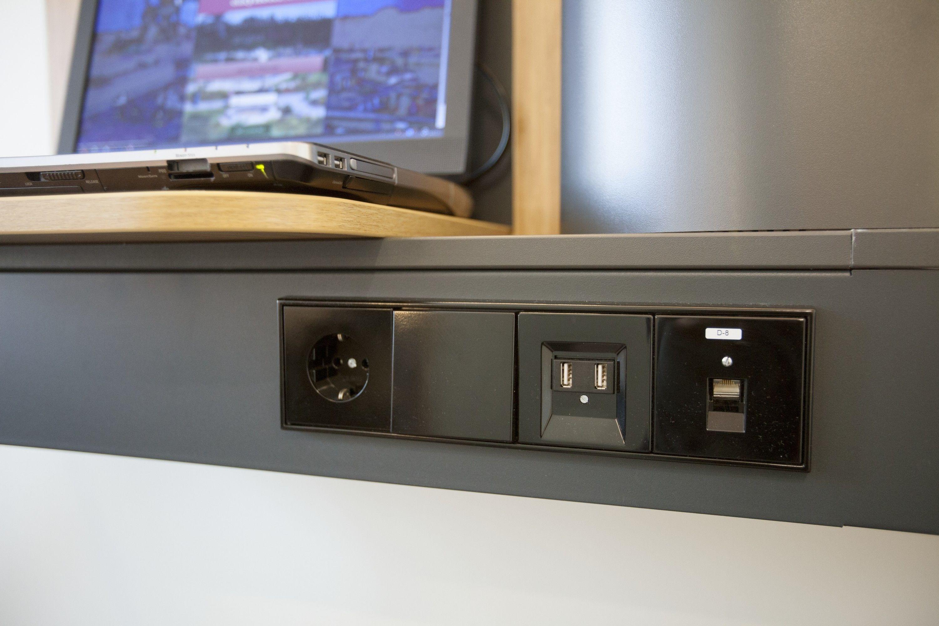 Easyhotel Scheveningen 2*