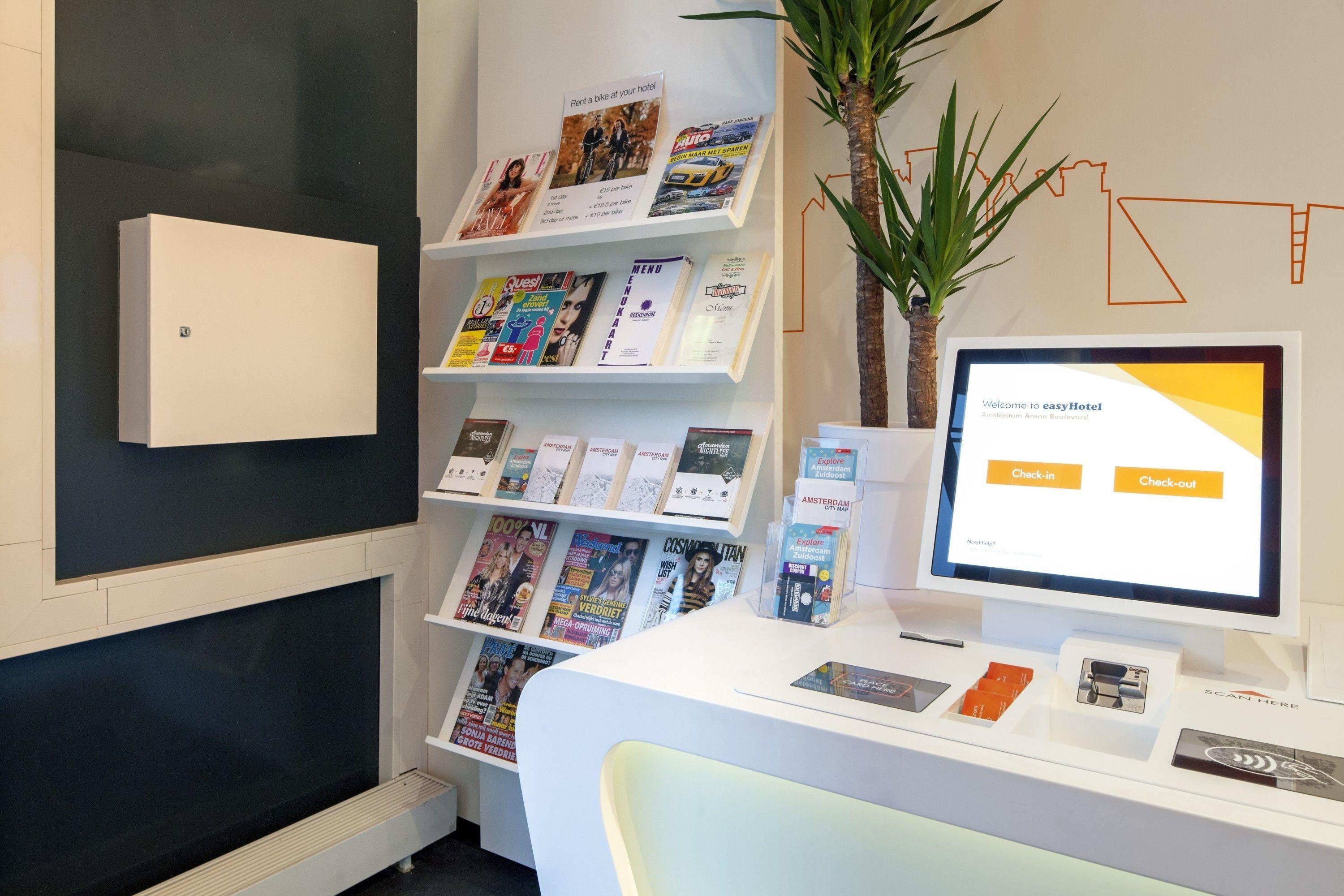 Hotel Easyhotel Scheveningen 2*